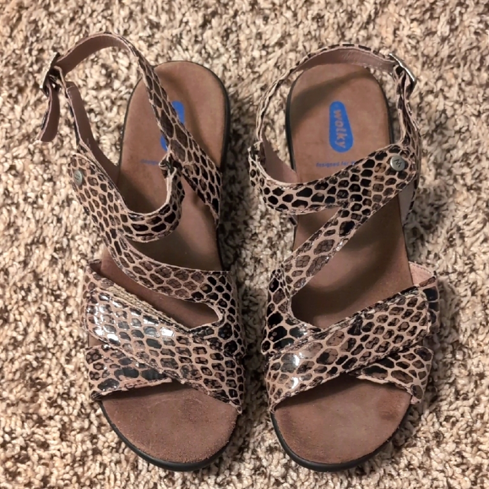 Wolky Brown Sandals with Crisscross Straps